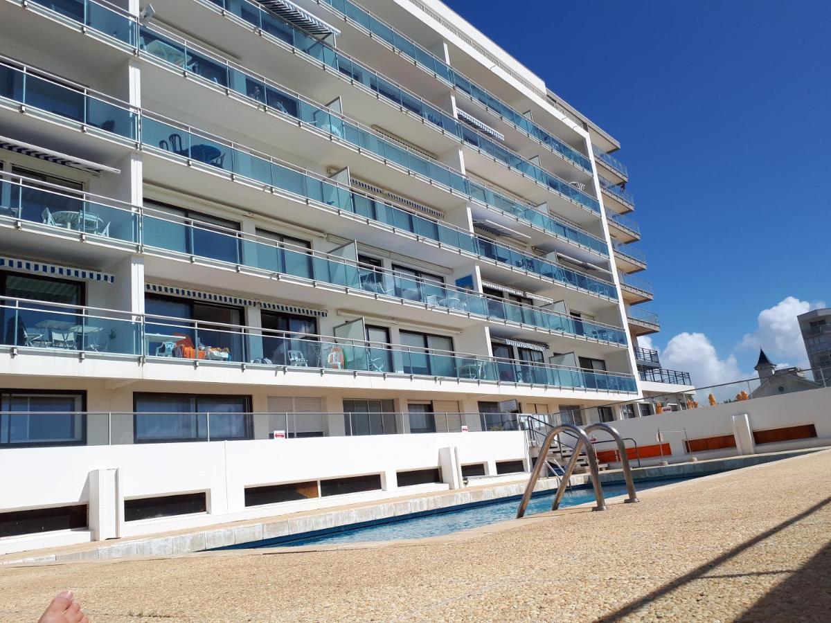 Residence La Garenne A La Grande Plage, Vue Mer, Piscine Et Parking Prive, 6 Personnes Saint Gilles Croix de vie Luaran gambar